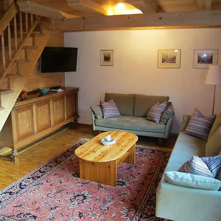 Haus Klopfenstein Апартаменты *