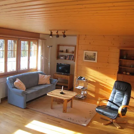 Haus Klopfenstein カンデルシュテッグ